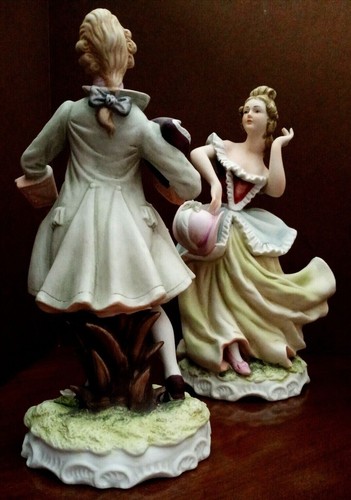 Lefton China  Brian, Gwendolyn Colonial Romantic Figurines Statues Japan KW337 - Picture 2 of 13