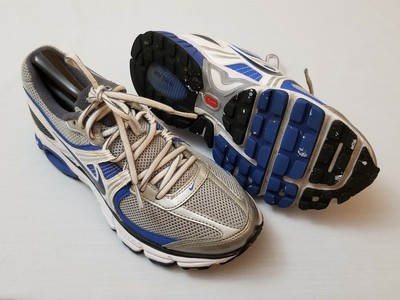 nike moto 8 running shoes