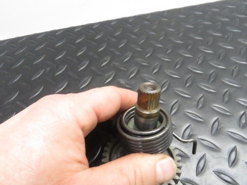01-05 KAWASAKI KX 100 KX 85 EJE DE ARRANQUE ENGRANAJE OEM ENGRANAJES DE PATEADOR 13066-1097 01 - Imagen 6 de 9