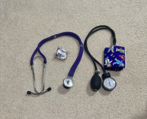 Prestige Sphygmomanometer And Stethoscope Set (kid Size) - Picture 1 of 7