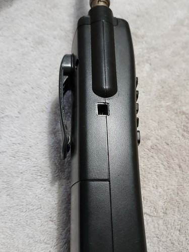 UNIDEN BEARCAT BC60XLT HAND HELD RADIO SCANNER 30 CHANNEL 10 BAND Works Note - Picture 9 of 9