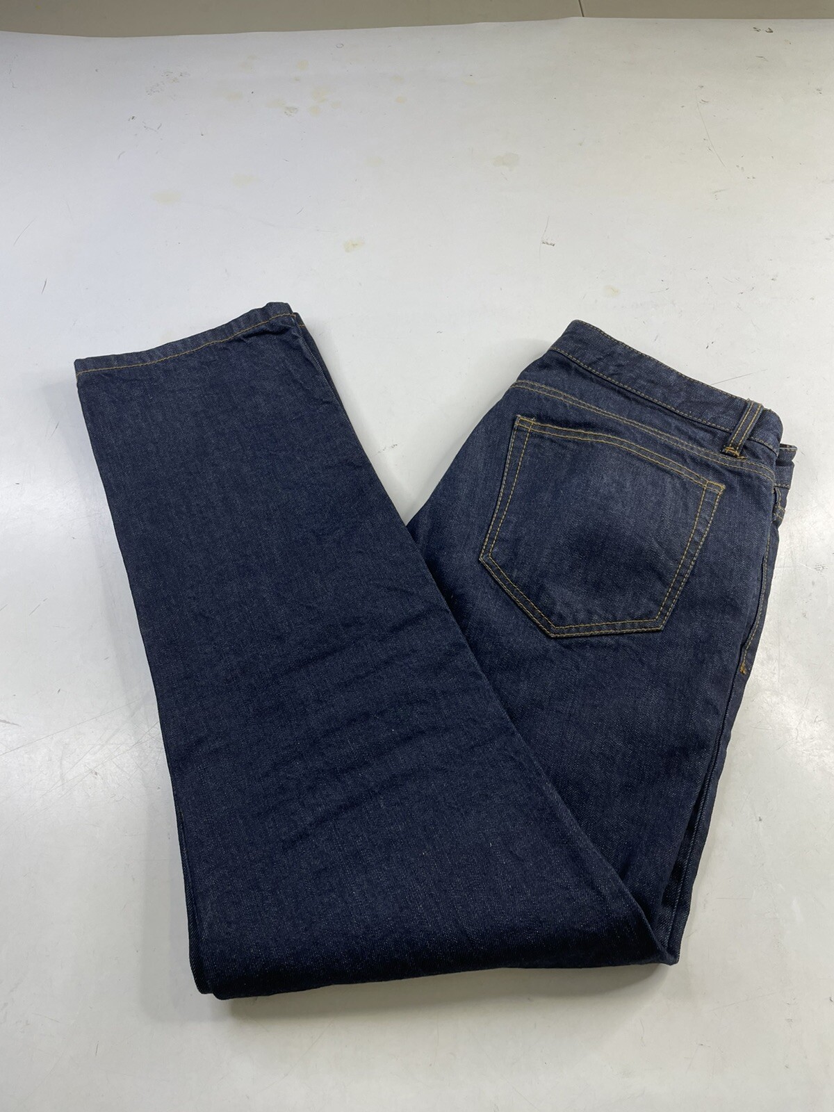 LL Bean Signature Straight Fit Mens Blue Jeans 35x32 Gem