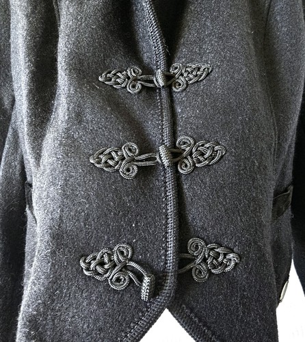 Giesswein Austrian vintage new , wool , black cropped jacket siz10/12 UK - Picture 8 of 12