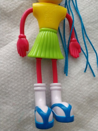 Bambola di plastica Betty Spaghetty 7" McDonalds ToY figura spaghetti figura CAPELLI BLU - Foto 7 di 8