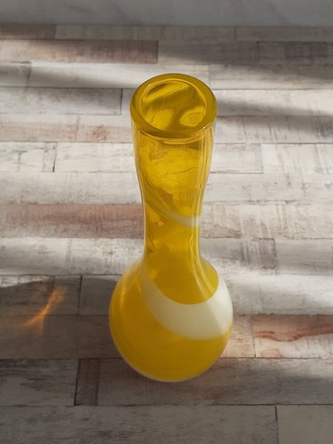 Vintage Japanese Glass Yellow White Swirl Vase - Picture 3 of 4