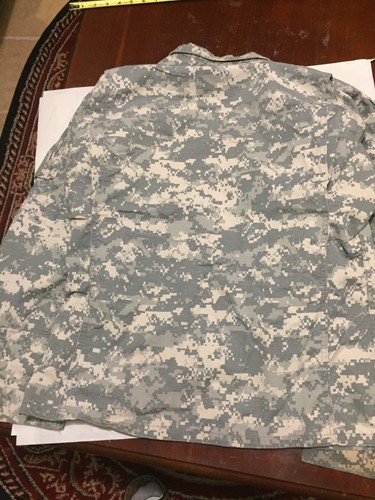 US Army ACU Camouflage Jacket Size (Small/short) with Lt. Col. Rank - Picture 9 of 10
