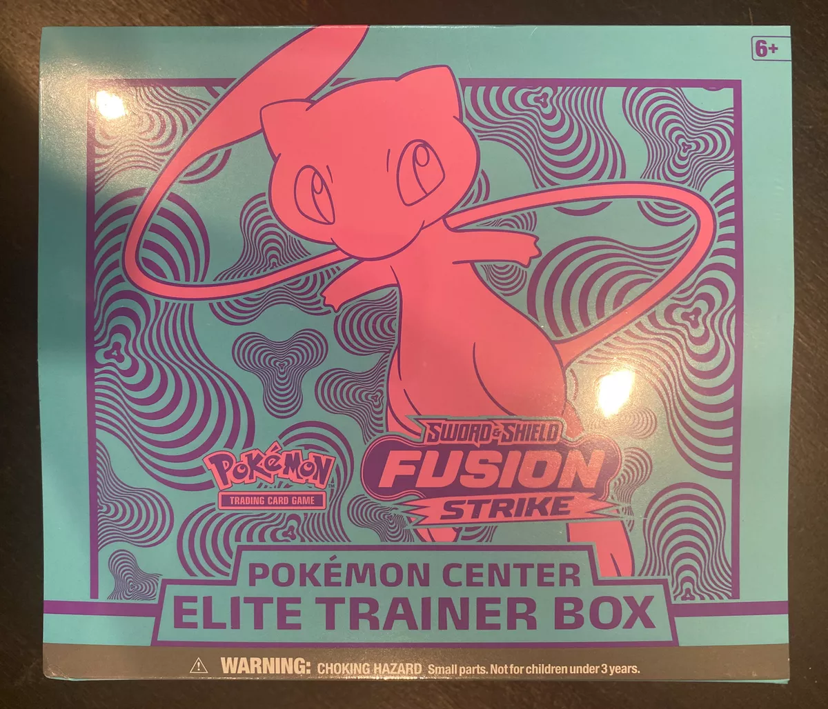 Pokémon TCG: Sword & Shield-Fusion Strike (Pokémon Center Exclusive) Elite  Trainer Box 