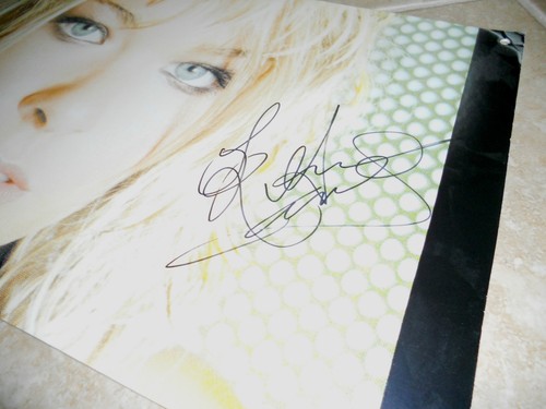 LeAnn Rimes Sexy Signed Autographed 12x19 Heavy Promo Photo W/ Holographic COA - Picture 2 of 3