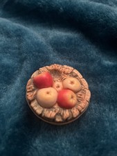 Vintage Pendelfin Rabbit “Apple Barrel” Retired In Excellent Condition Rare