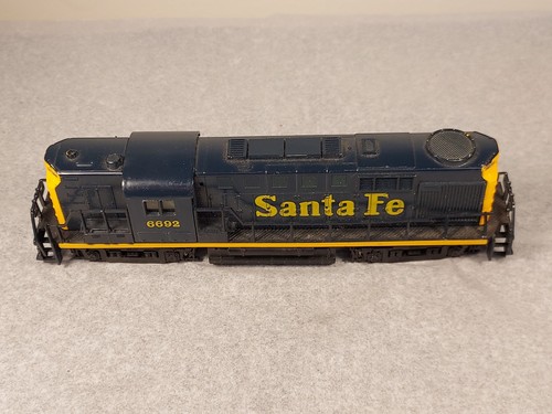 Vintage Lot of (3) HO Scale Locomotives Life Like-RSO Untested - Picture 5 of 22