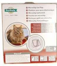 PetSafe PPA19-16145 Microchip Cat Flap - White