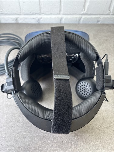 HTC Vive Cosmos VR Virtual Reality Headset and Controllers - Complete & Working! - Picture 22 of 24