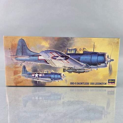 Hasegawa 51331 1:72 SDB-Dauntless USS Lexington Model Kit SEALED