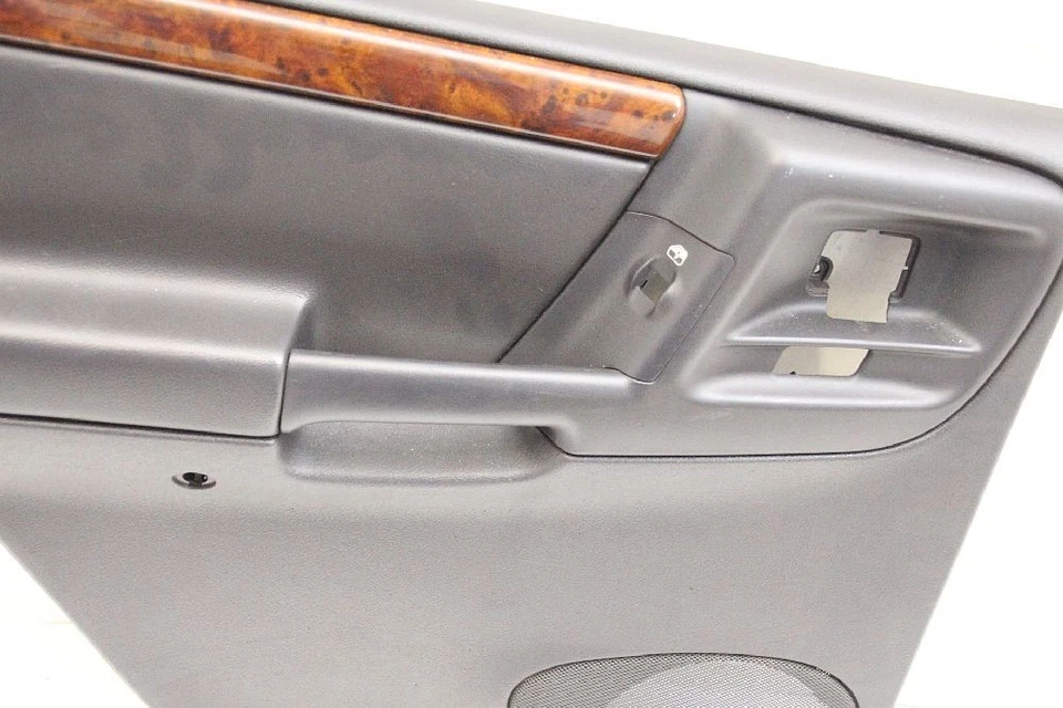 Revestimiento puerta trasera izquierda jeep grand cherokee 1 zg qx89sazaa 01-1998 Foto 2 de 3
