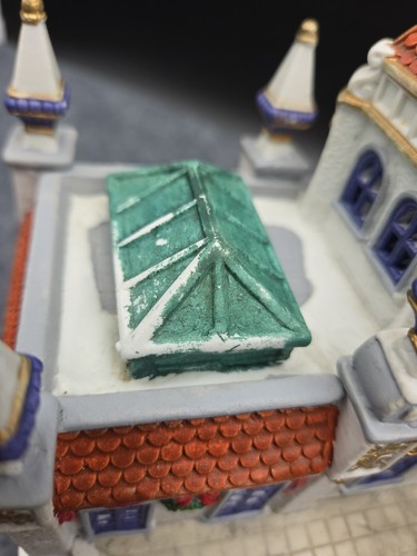 Lemax Caddington Village Old Pacific Theater Lighted House 2000 - Picture 8 of 16