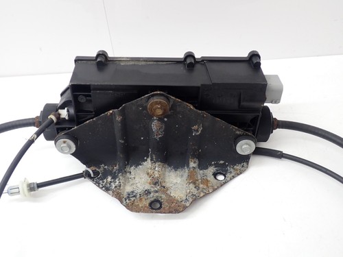 BMW X5 E70 HANDBRAKE ACTUATOR (PLASTIC DAMAGED) 6796072 - Picture 2 of 11