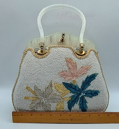Vintage Unmarked Adele? Beaded Flowers Purse Wicker Handbag White Lucite Handles - Picture 24 of 24