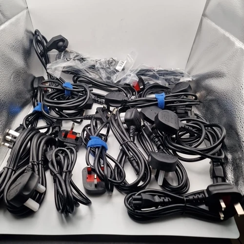 JOBLOT x 17 UK POWER LEAD CLOVER LEAF CABLE PLUG LAPTOP CHARGER