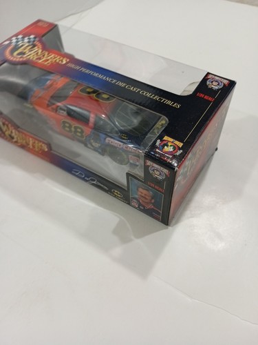 WINNER'S CIRCLE NASCAR #88 DALE JARRETT BATMAN QUALITY CARE AND #88 QUALITY CARE - Imagen 21 de 21