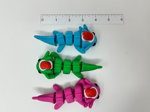 Christmas Santa 3D Printed Axolotl Articulated | Toy | Fidget | Sensory | ADHD - Picture 5 of 20