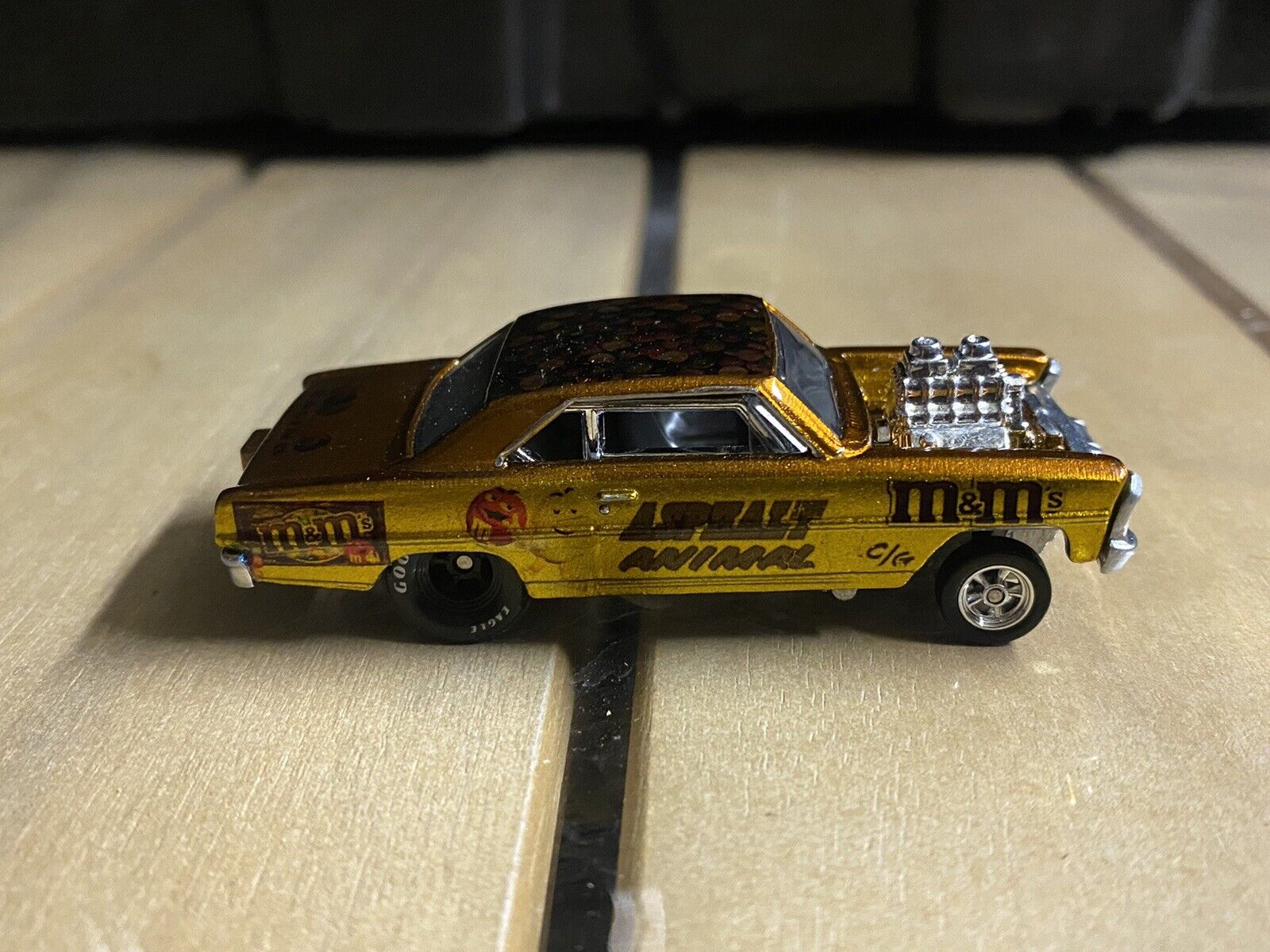 Picture 1 of 6