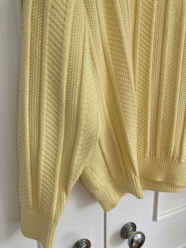M&S Vintage 80s Yellow Soft Knit Mens Crew Neck Jumper size L Chest 44” - Picture 4 of 8