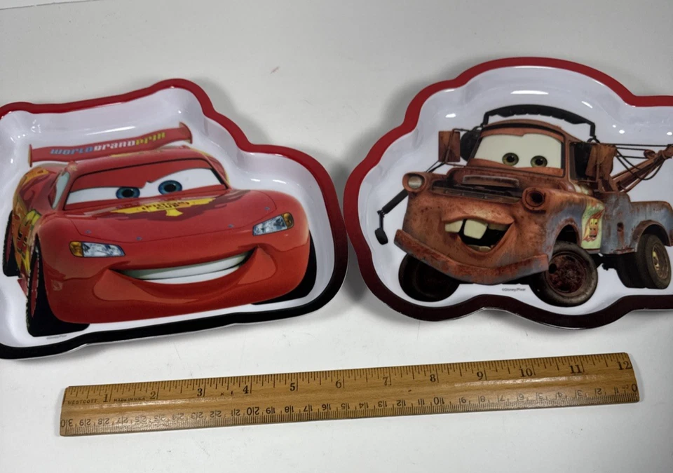 2 Bandejas de Melamina Disney Pixar Cars ZAK Designs Tow Mater McQueen Foto 4 de 4