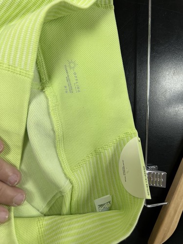 NWT Offline by Aerie Hi Rise 7/8 Legging Light Lime Green/Yellow Medium - Picture 7 of 8