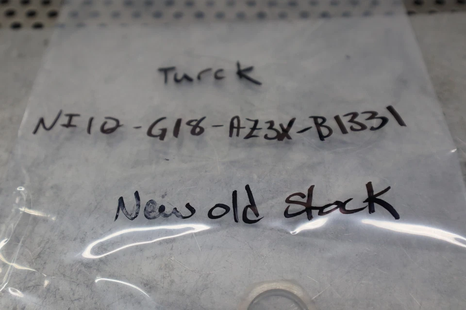 Turck NI10-G18-AZ3X-B1331 50MM Proximity Sensor 20-250VAC 5-500MA Sn: 10mm New - Image 2 of 4