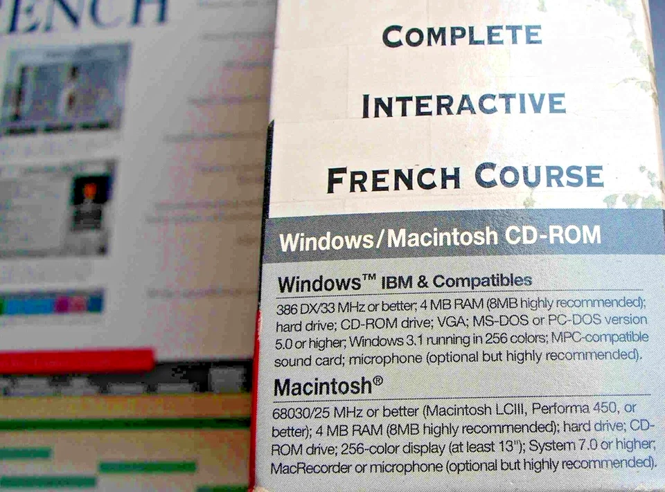 Vintage Learn to Speak French Course CD & Books for Windows 95, 3.1, & Macintosh - Image 2 of 3