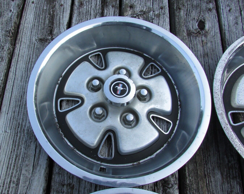 Set of 4 Vintage OEM 1970-1973 Ford Mustang 14" SILVER Mag Hubcaps Wheel Covers - Picture 2 of 23
