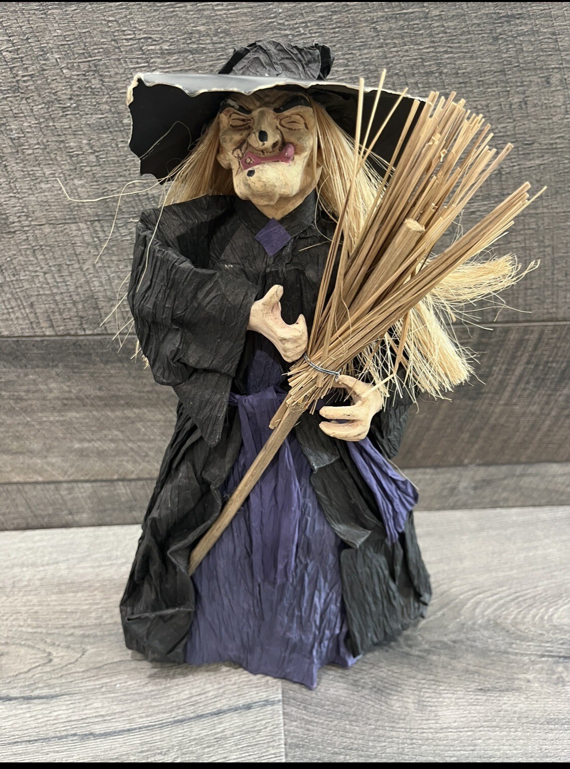 Picture 6 of 12