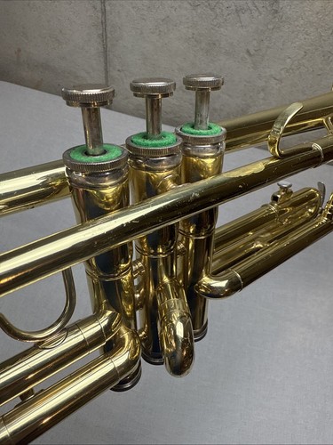 W. Nirschl Geretsried Elkhart B-100 Student Trumpet With Case Tested Great! - Picture 5 of 13