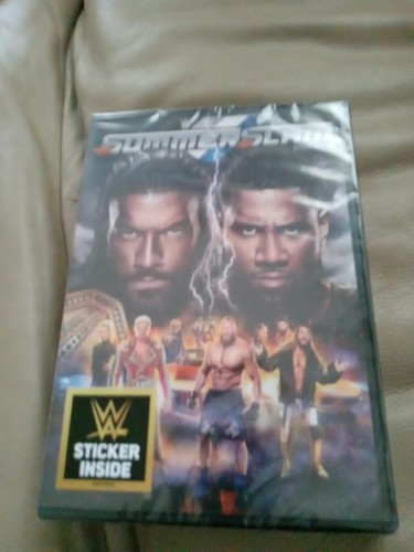 WWE SUMMER SLAM 2023 PROGRAMM 2 DISC Set WWE STICKER INSIDE - Bild 1 von 2