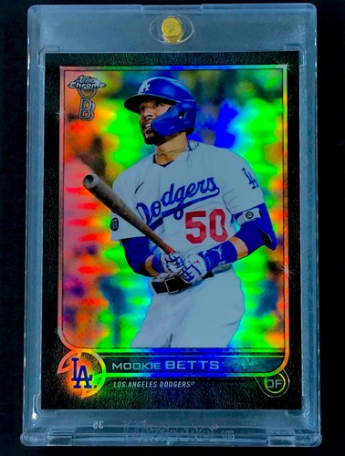 MOOKIE BETTS BLACK REFRACTOR Chrome Holo Baller Base Non Auto - DODGERS - Picture 4 of 8