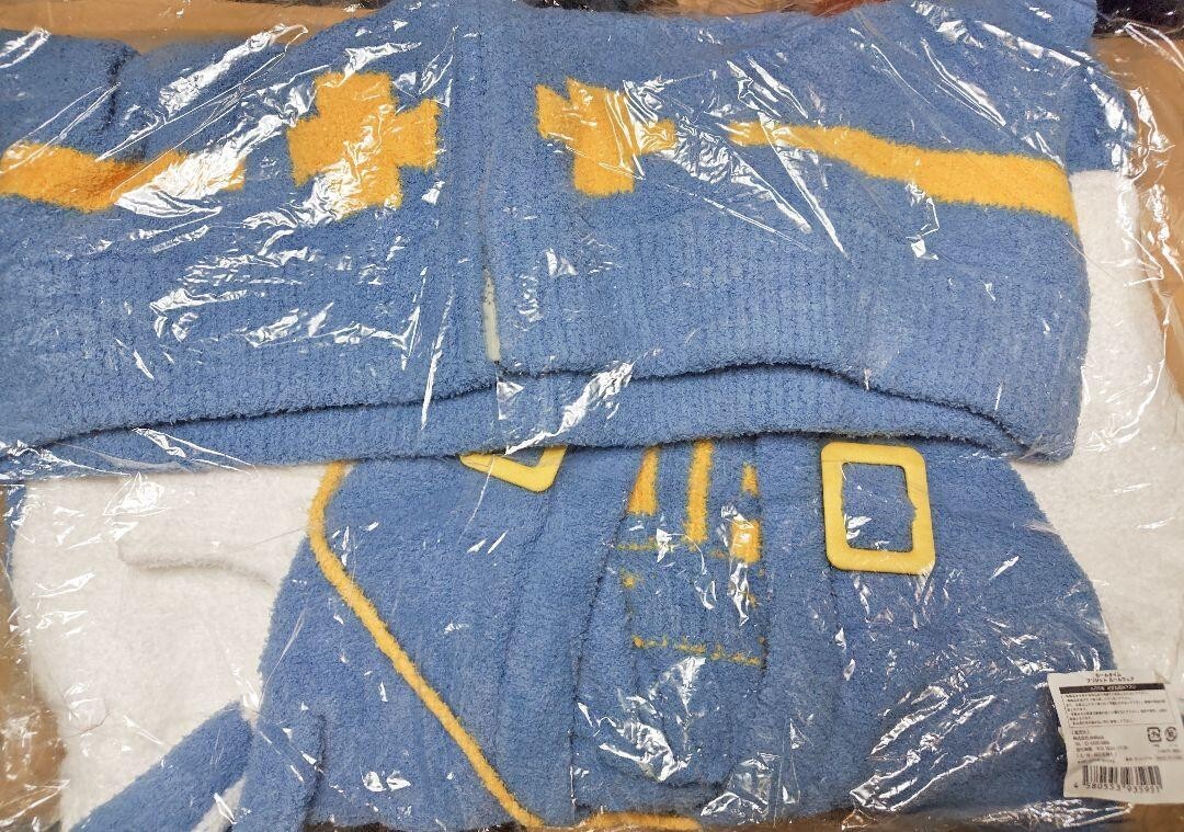 Picture 2 of 4