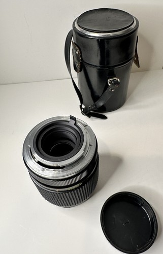 Quantaray 135mm f/2.8 lens for Olympus (comes w/ case & 2 filters) - Picture 5 of 9