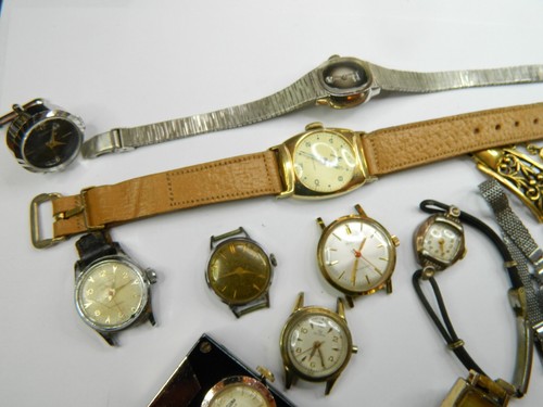 19 VINTAGE LADIES WATCH LOT - BULOVA SWANK SEIKO WITTNAUER - REPAIR STEAMPUNK ? - Picture 3 of 23