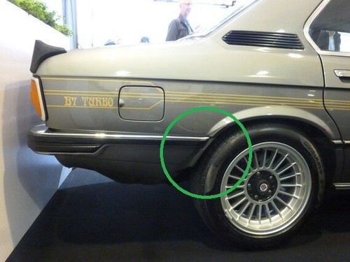 Rear mud flaps spats spoilers on arch for BMW E12 Late model Alpina B7 Genuine - Picture 2 of 10