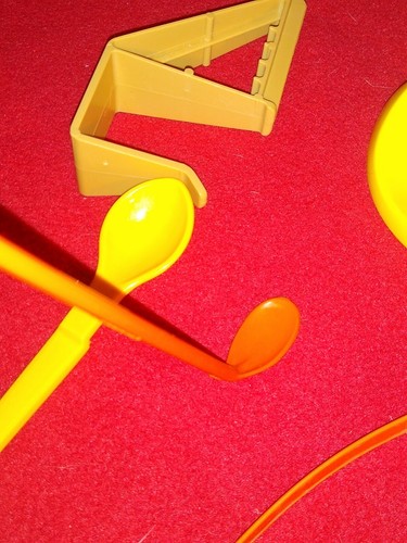 Lot Of 5 Tupperware Oddities. F - Picture 4 of 8