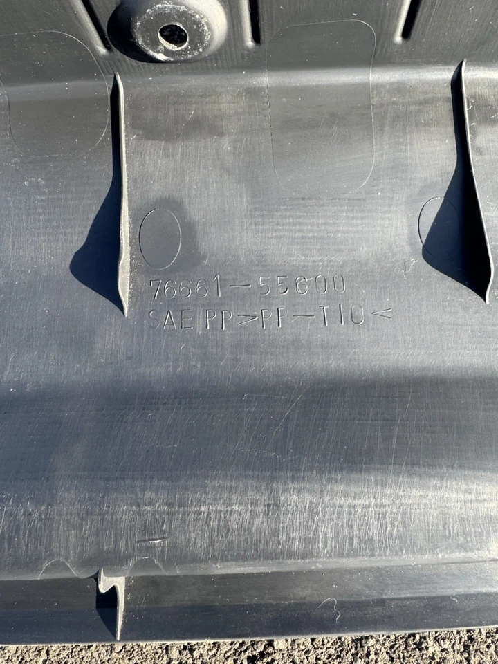 Panel interior trasero maletero Suzuki Aerio 20-07 OEM Foto 3 de 4