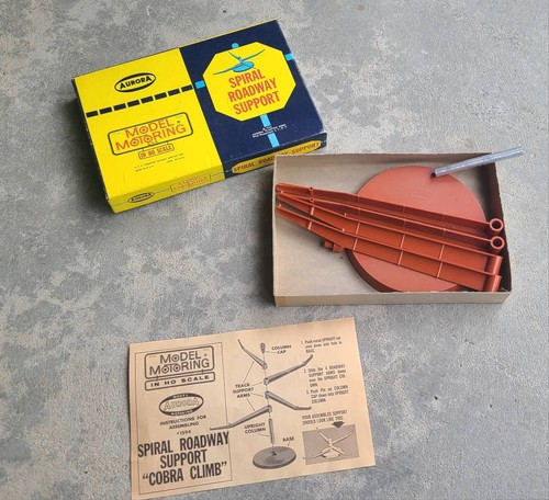 Aurora Model Motoring Spiral Fahrbahnstützen mit Box Nr. 1594 - Bild 5 von 13