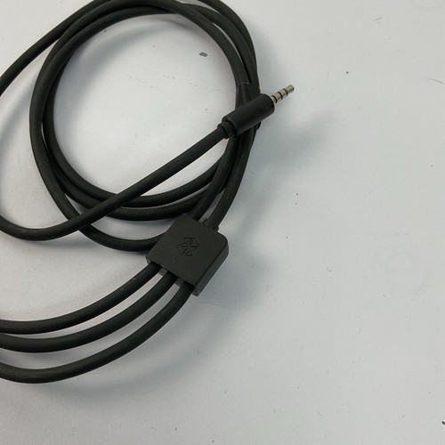 Genuine OFFICIAL Zune A/V Output Cable AV AUDIO VIDEO CABLES - Picture 2 of 3