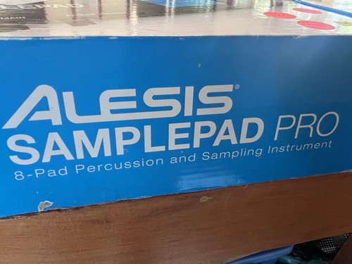 Alesis SamplePad Pro 8-Pad Percussion and Sample Triggering Instrument - Picture 4 of 5