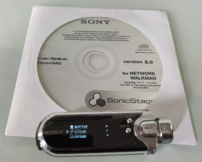 Sony Walkman NW-E407 Black (1GB) Digital Media Player for