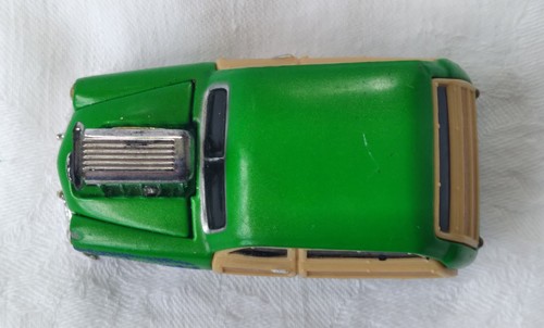 Muscle Machines 1950 Ford Woody Bright Green Diecast 1:64 Scale Big Blower USA - Picture 8 of 9