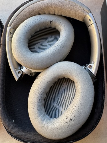 Auriculares inalámbricos con cancelación de ruido Bose QuietComfort 35 QC35 - plateados - PROBADOS - Imagen 3 de 6
