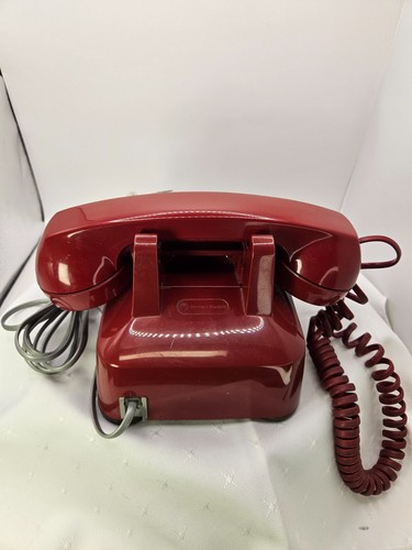 Vintage Bell System Western Electric Red Rotary Dial Desk Telephone Untested - Picture 5 of 16
