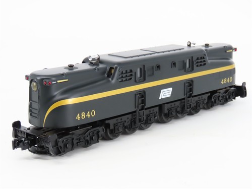 O Gauge 3-Rail Lionel 6-38235 PC Penn Central ex-PRR GG1 Electric Loco #4840 - Picture 4 of 12