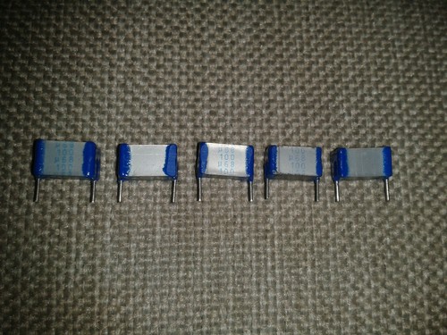 ¡50 un. TAPAS DE PELÍCULA APILADAS SIEMENS 0,68UF 680nF 100V 10% GAMA ALTA PARA AUDIO TDA1541! - Imagen 2 de 3